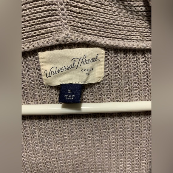 Target Universal Thread cardigan - Picture 2 of 2